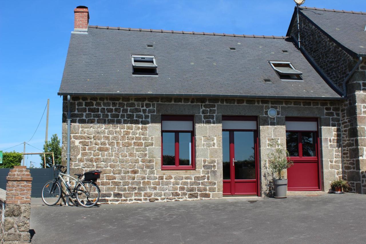Gite La Loussaudrie Pontmain Exterior photo